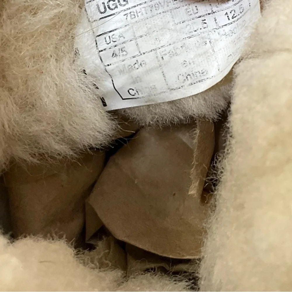 🐾 UGG Baby Leopard Booties‎ 4/5 – Shearling Fur Cozy Boots